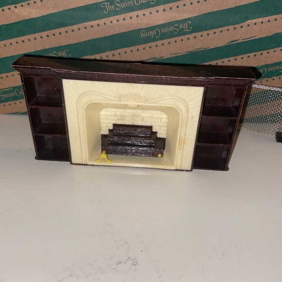 Fireplace - Picture 2 of 3